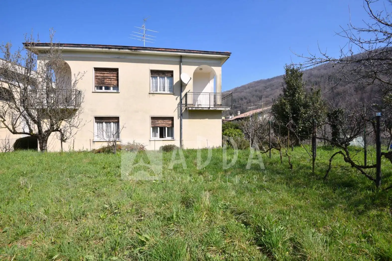 Villa in vendita a Colle Brianza
