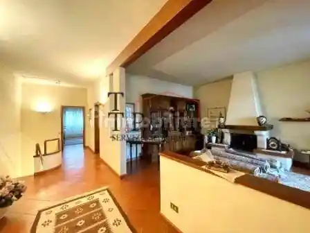 Casa indipendente in vendita a Sesto Fiorentino