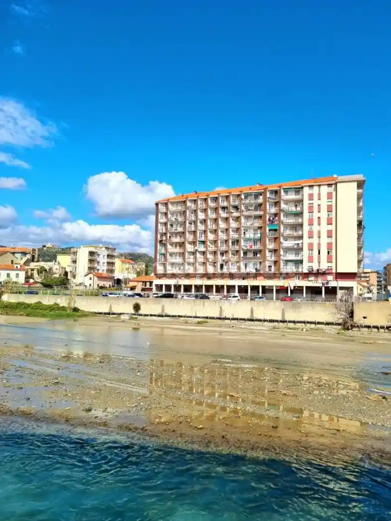 Appartamento in vendita a Savona