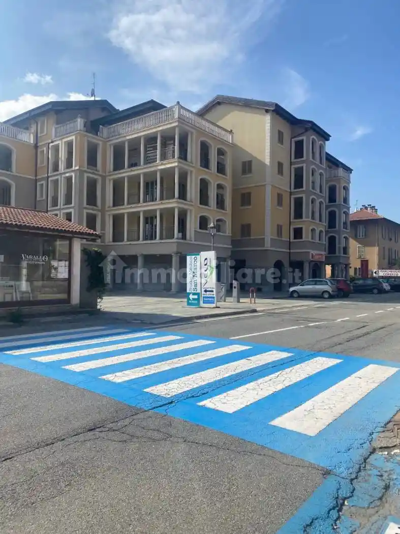 Appartamento via Brigate Garibaldi 24, Centro, Varallo - foto 4
