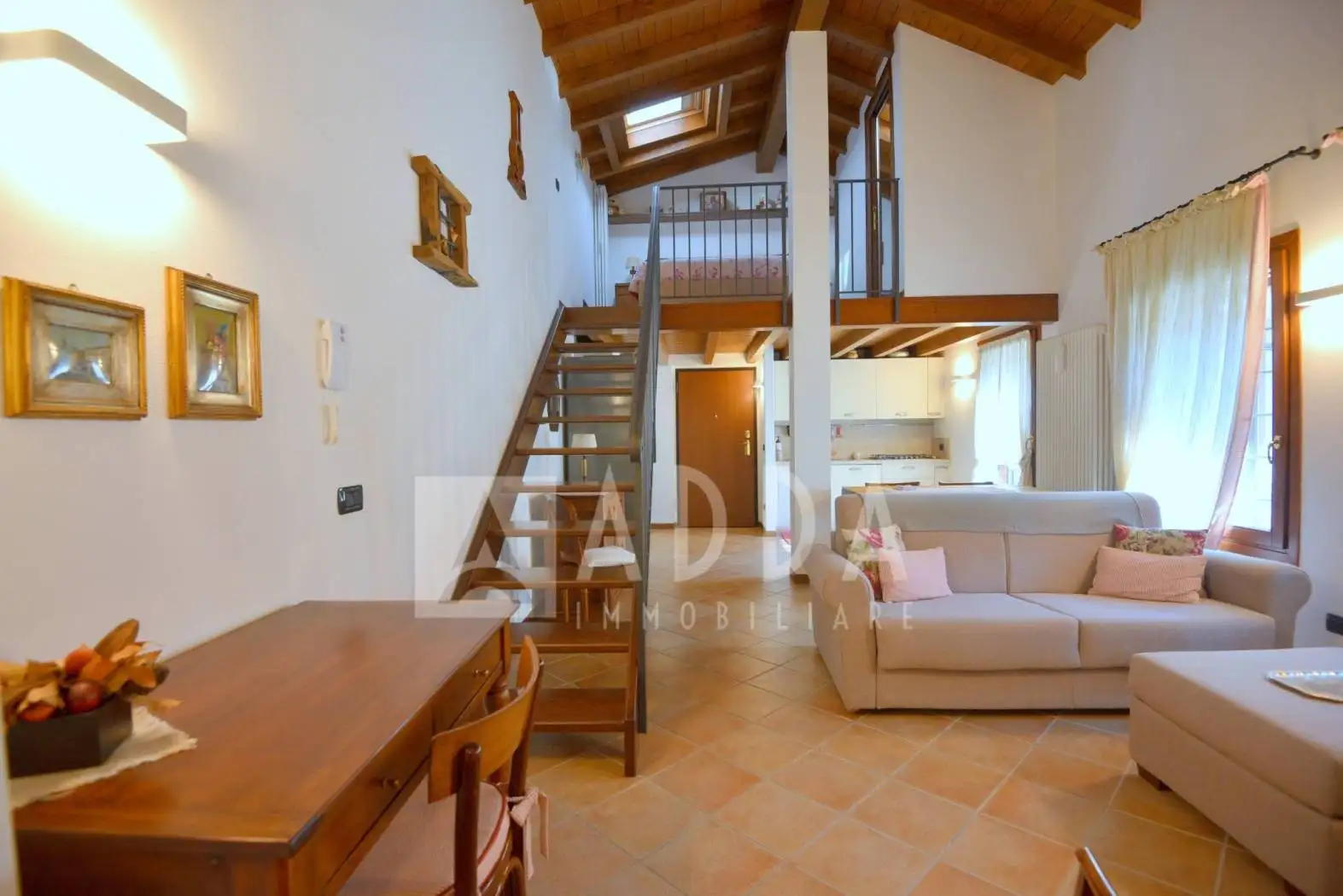 Casa indipendente in vendita a Colle Brianza