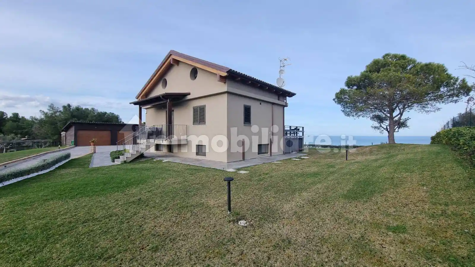 Terratetto unifamiliare Località Giardino, Giardino, Roseto degli Abruzzi - foto 2