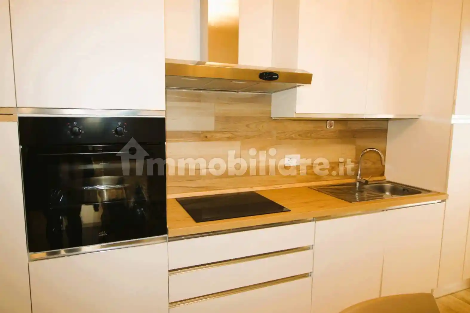 Trilocale Lungomare Guglielmo Marconi, Lungomare Marconi, Alba Adriatica - foto 5