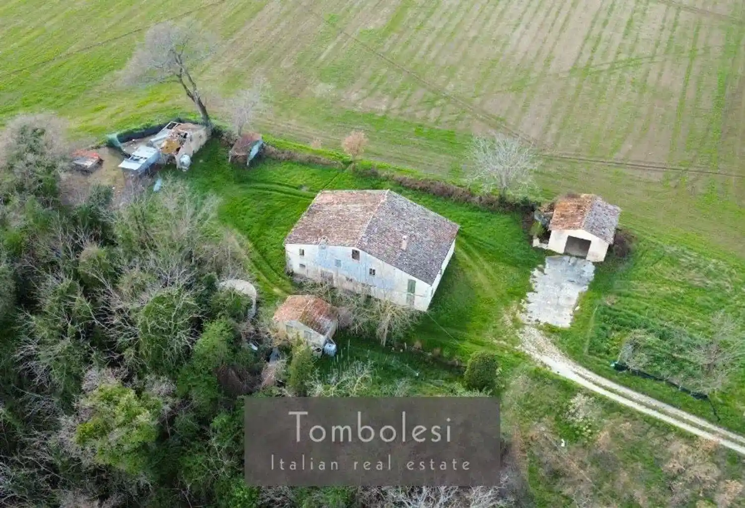 Rustico - Casale in vendita a Pergola