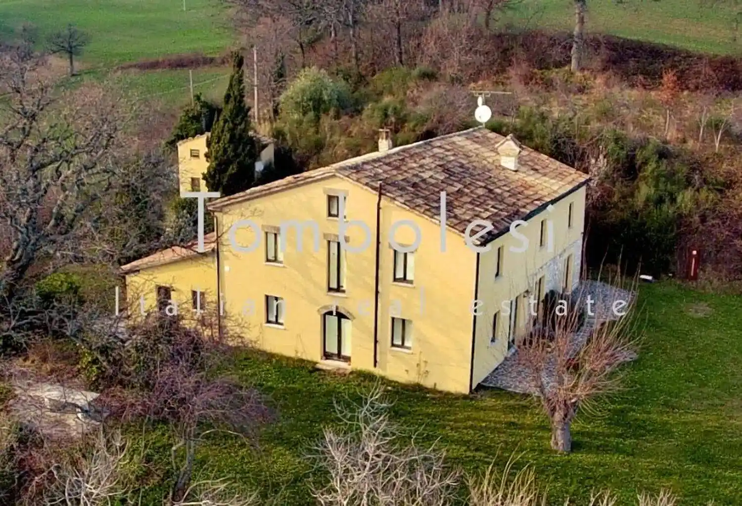 Rustico - Casale in vendita a Pergola