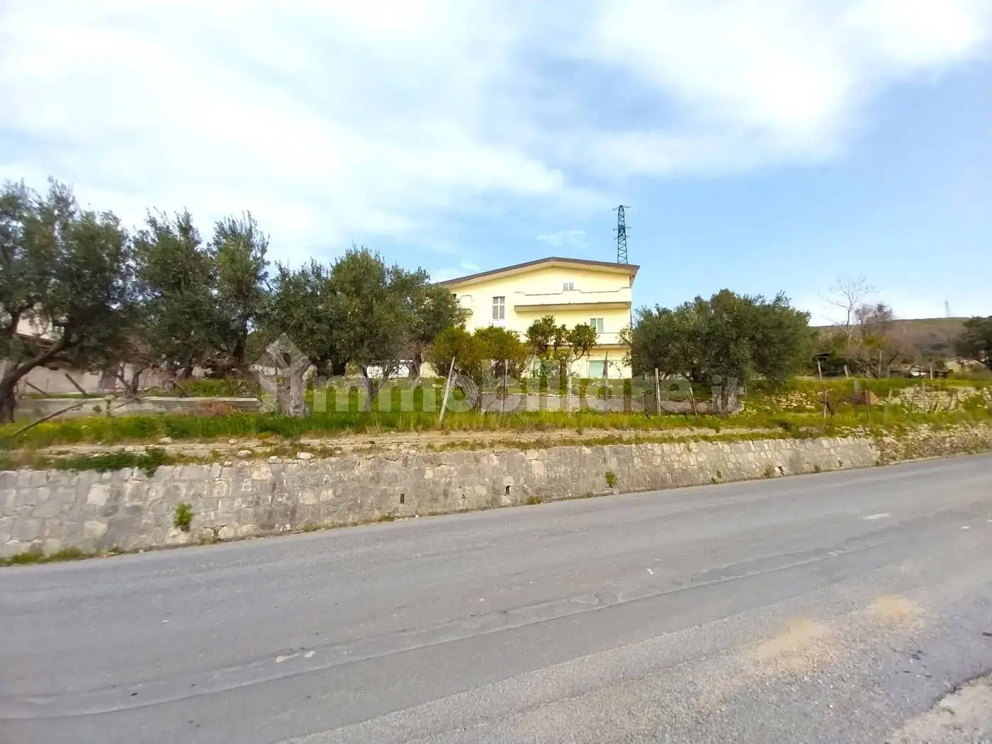 Casa indipendente in vendita a Paola