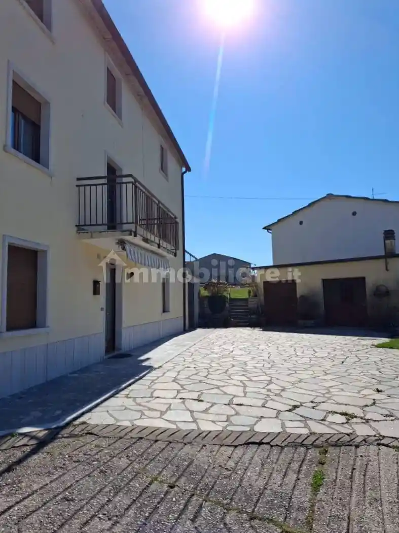 Villa unifamiliare Contrada Masselli, Erbezzo - foto 4