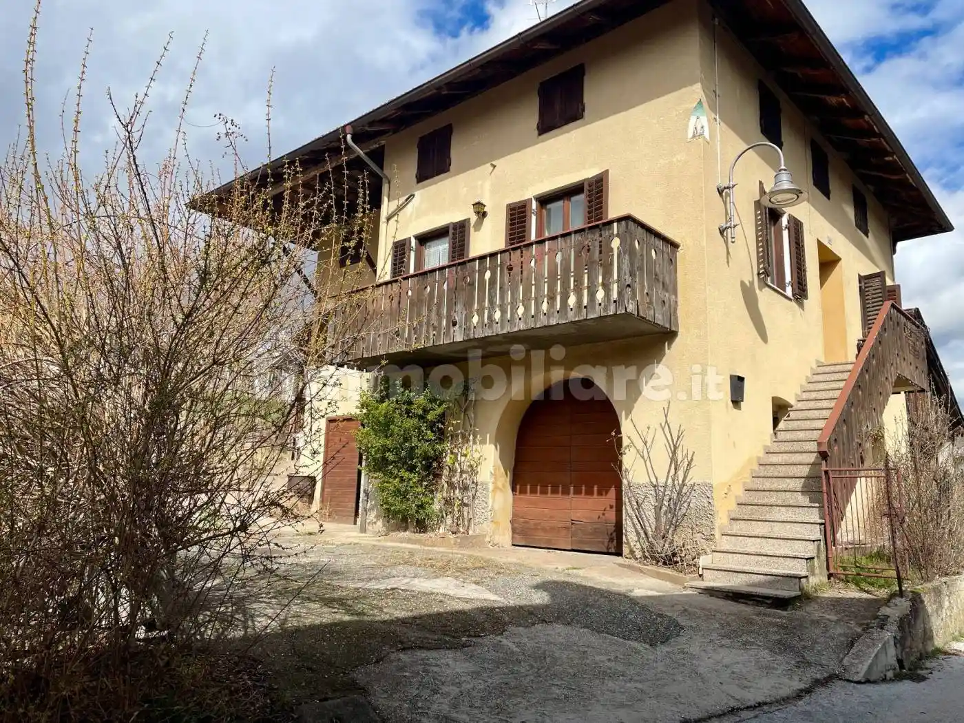 Villa in vendita a Dambel