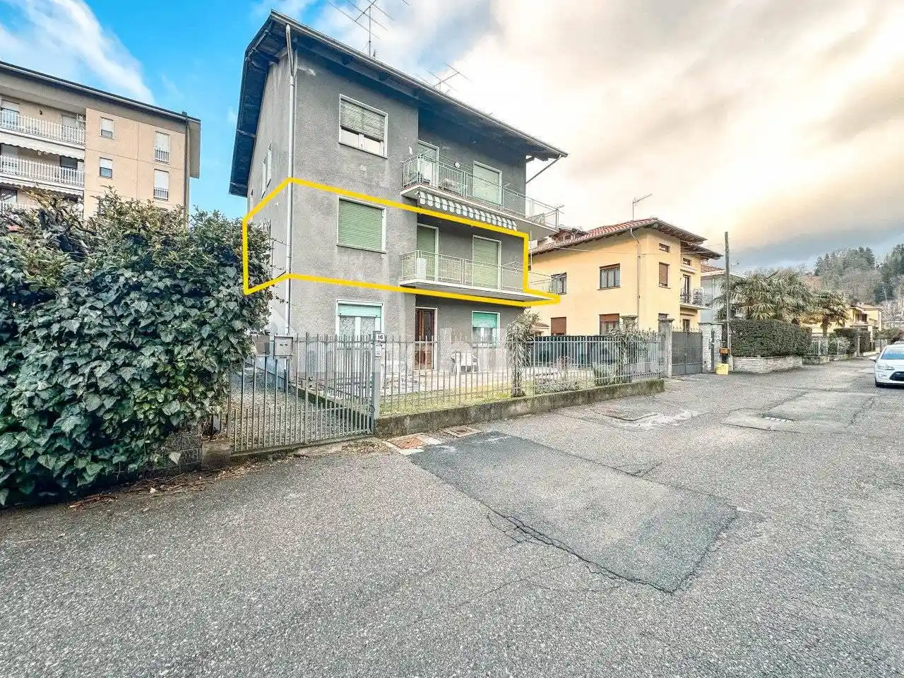 Appartamento in vendita a Borgosesia