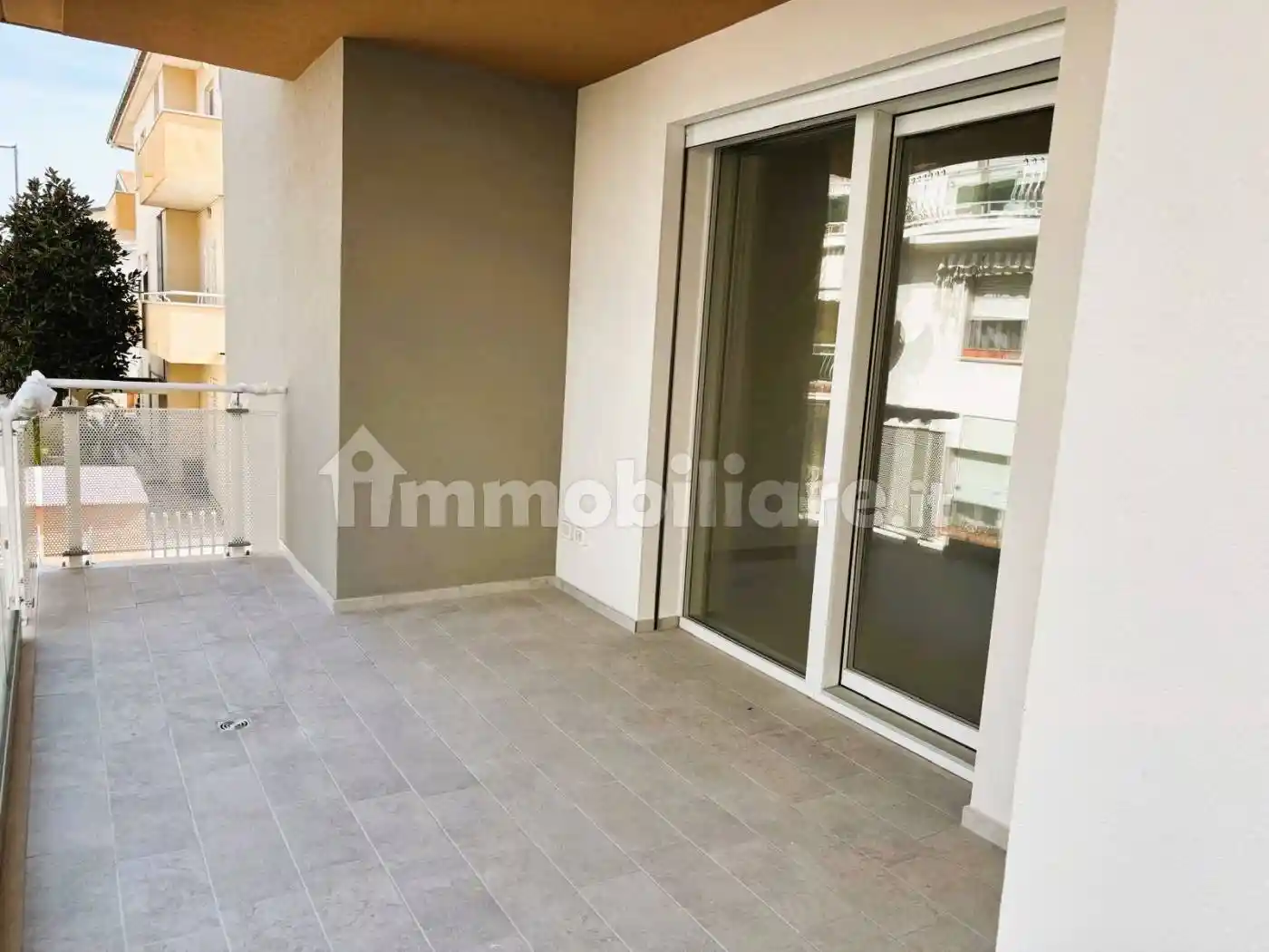 Trilocale viale Giuseppe Mazzini, Centro, Alba Adriatica - foto 4