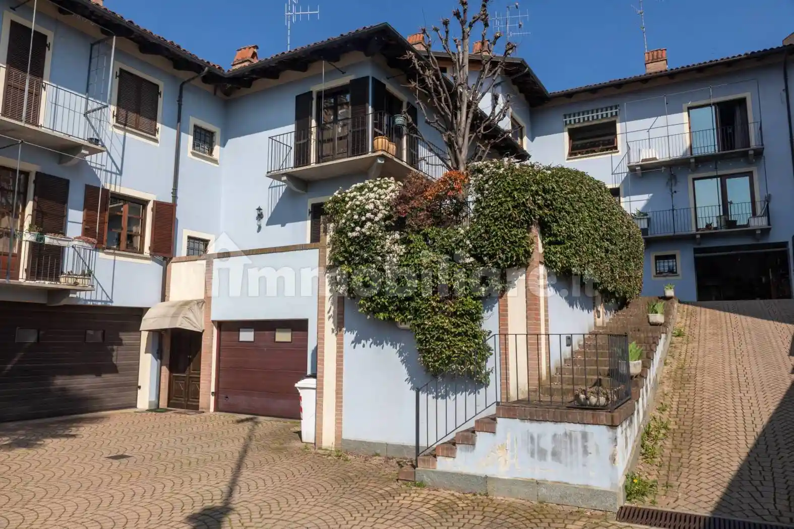 Villa in vendita a Bra