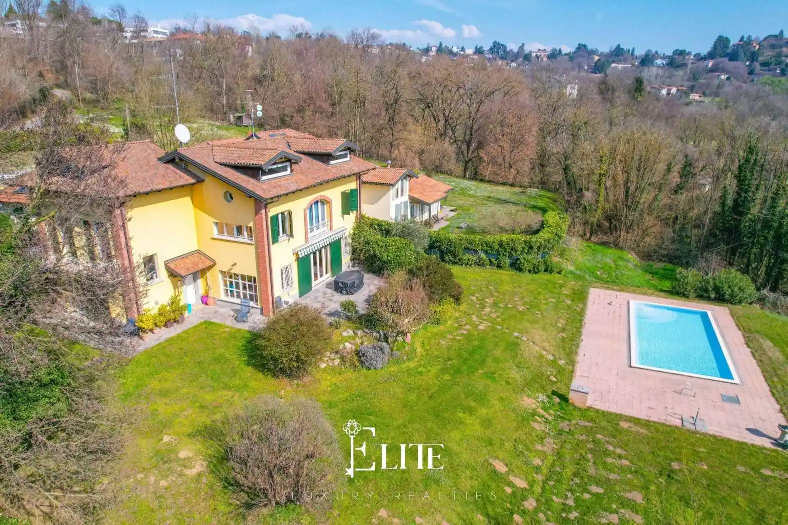 Villa unifamiliare via Pier Fortunato Calvi 15, Viale Europa, Varese - foto 3
