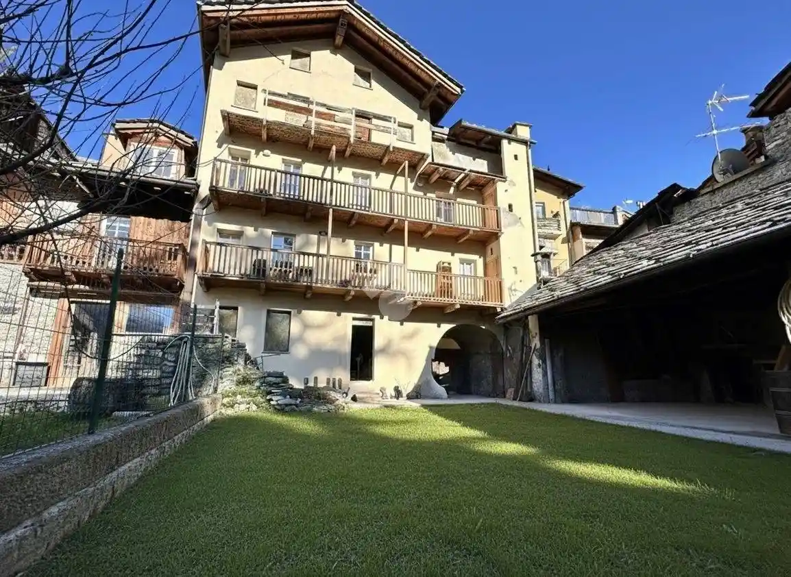 Appartamento in vendita a Aosta