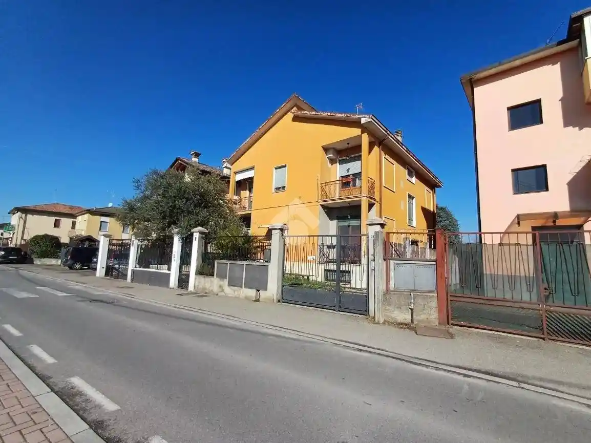 Villa bifamiliare via Piave 34, Verderio Inferiore, Verderio - foto 3