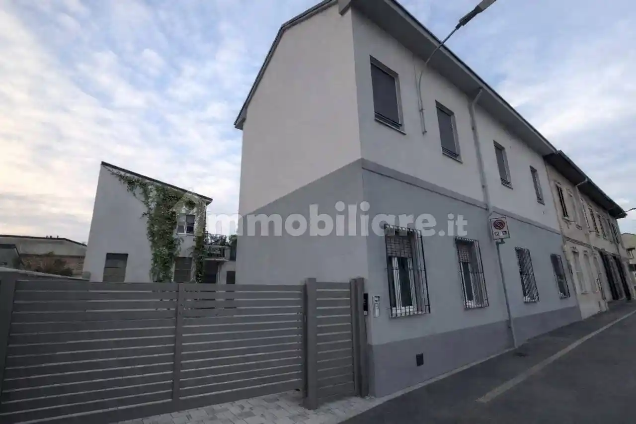 Appartamento in vendita a Seregno