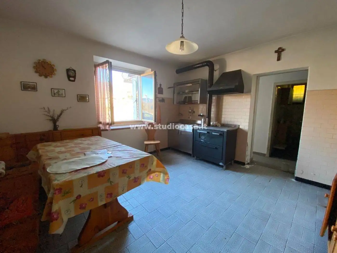 Terratetto unifamiliare 550 m², da ristrutturare, Centro, Castello Tesino - foto 4