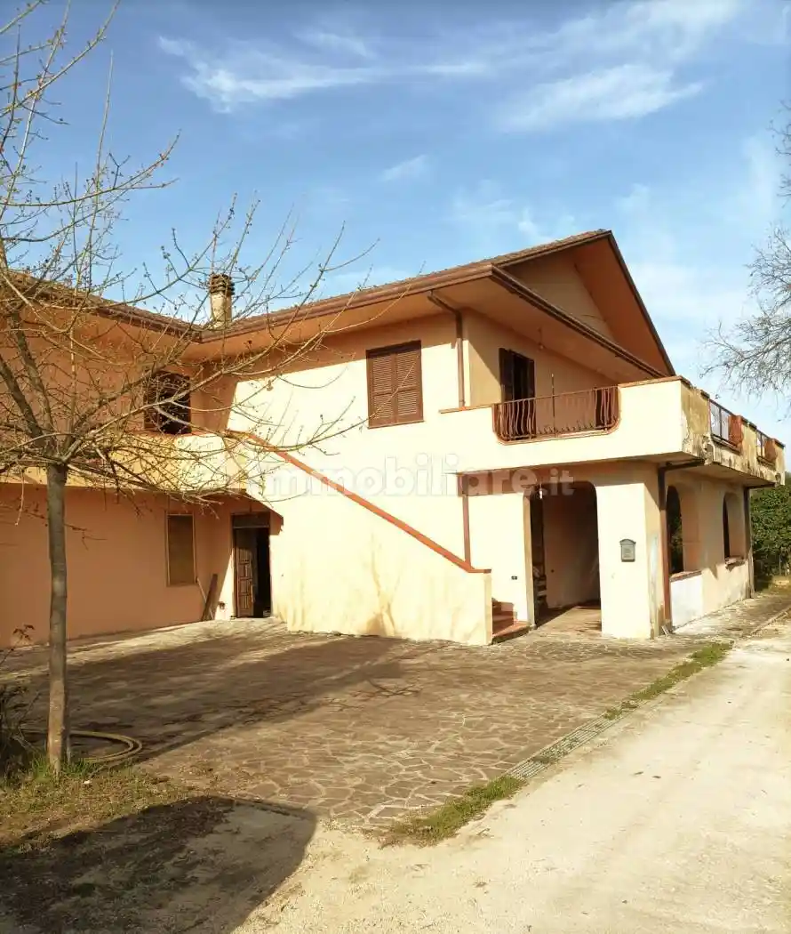 Villa in vendita a Ceprano