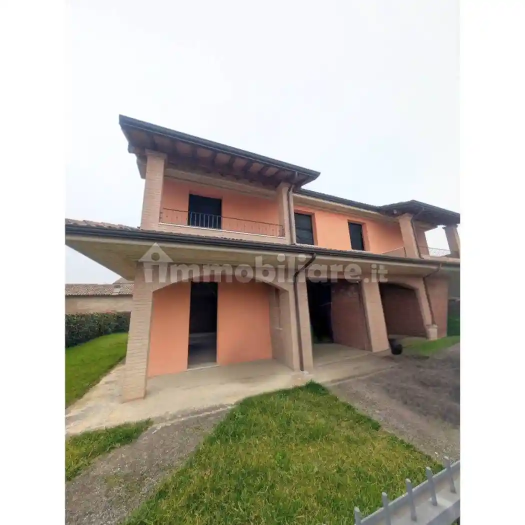 Villa in vendita a San Possidonio