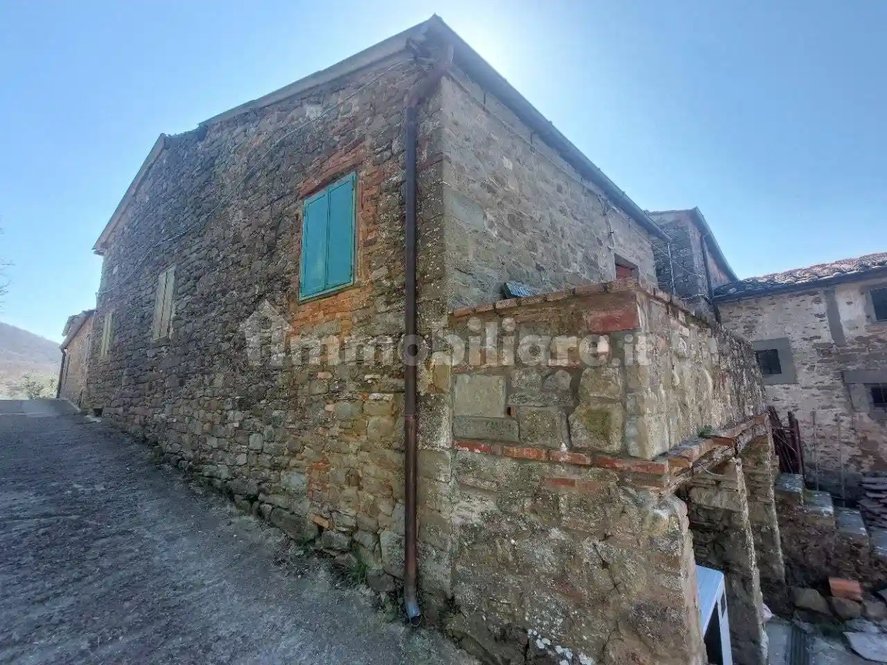 Casa indipendente in vendita a Castelfranco Piandisco