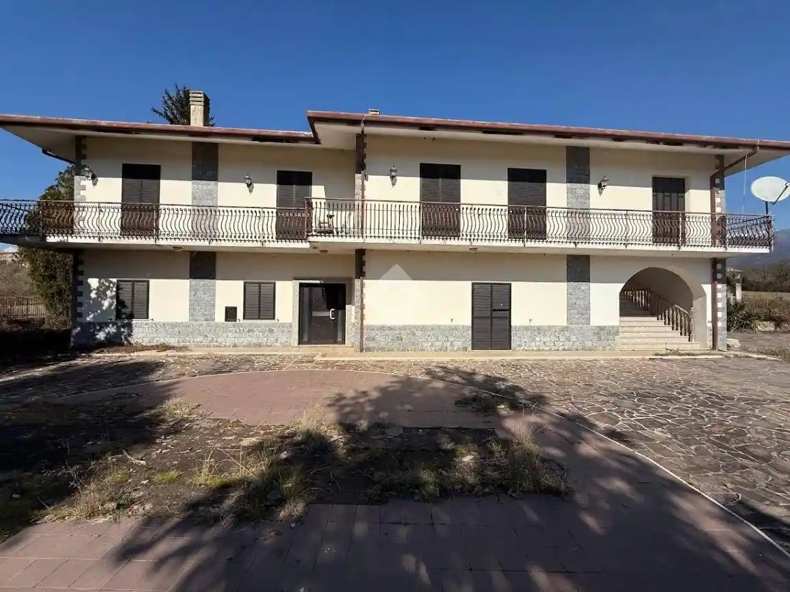 Villa in vendita a Atina