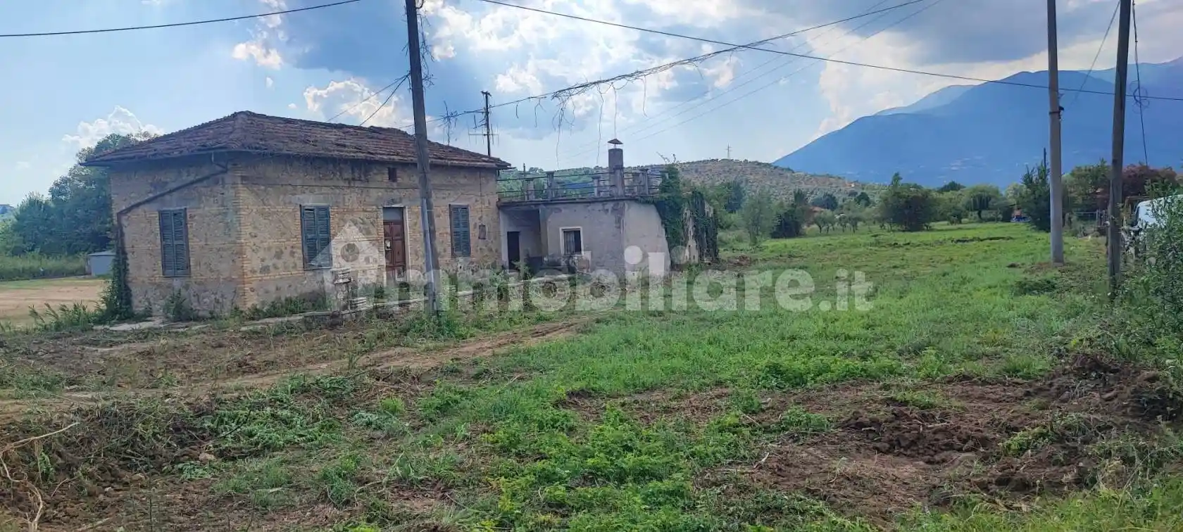 Villa in vendita a Isola del Liri