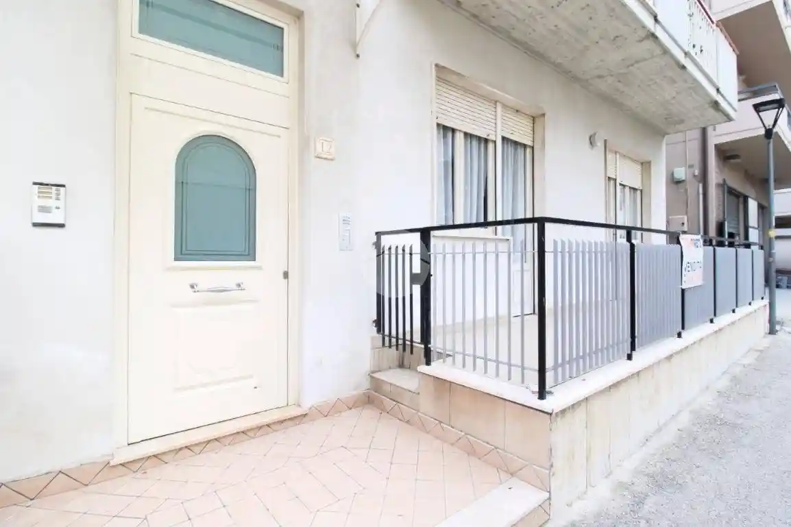 Quadrilocale via Tevere 5, Centro, Pineto - foto 2