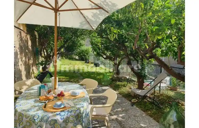 Appartamento in affitto a Bonassola