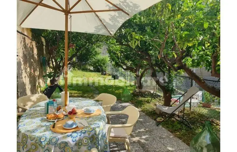 Appartamento in affitto a Bonassola