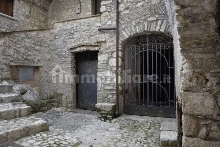 Appartamento Vico 3 Galileo Galilei, Centro, Ausonia - foto 4