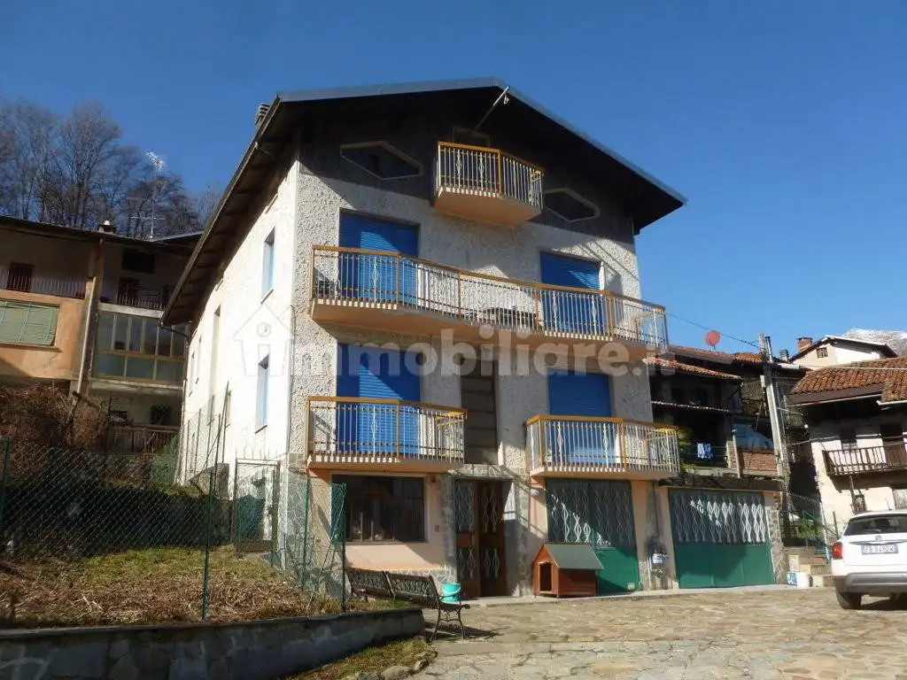 Villa in vendita a Biella