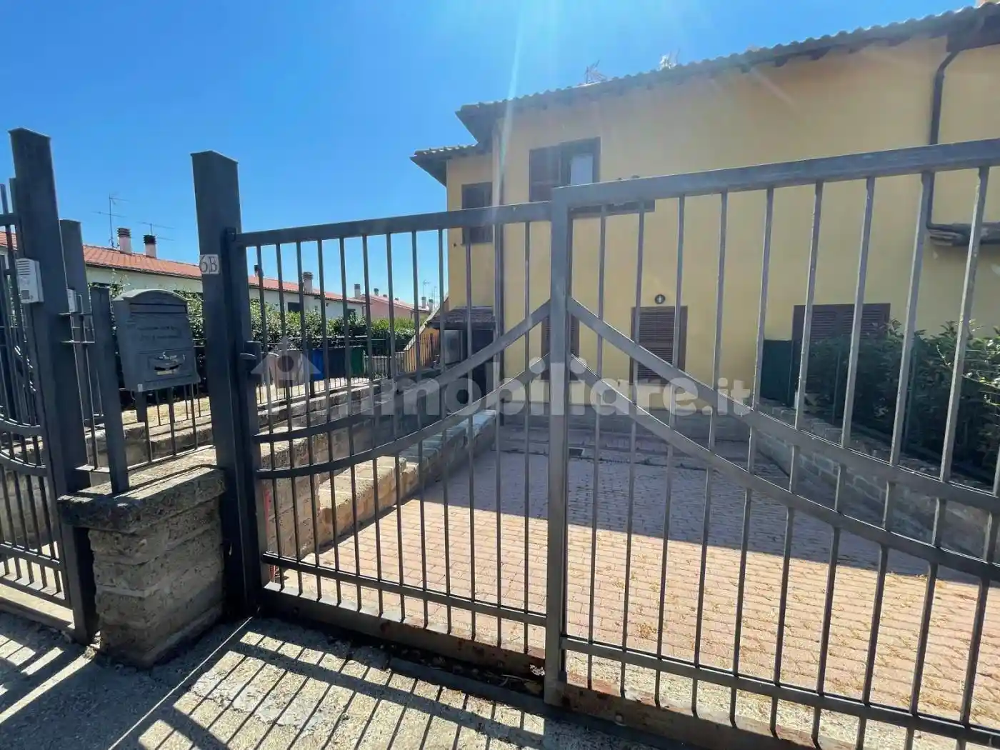 Appartamento in vendita a Capranica