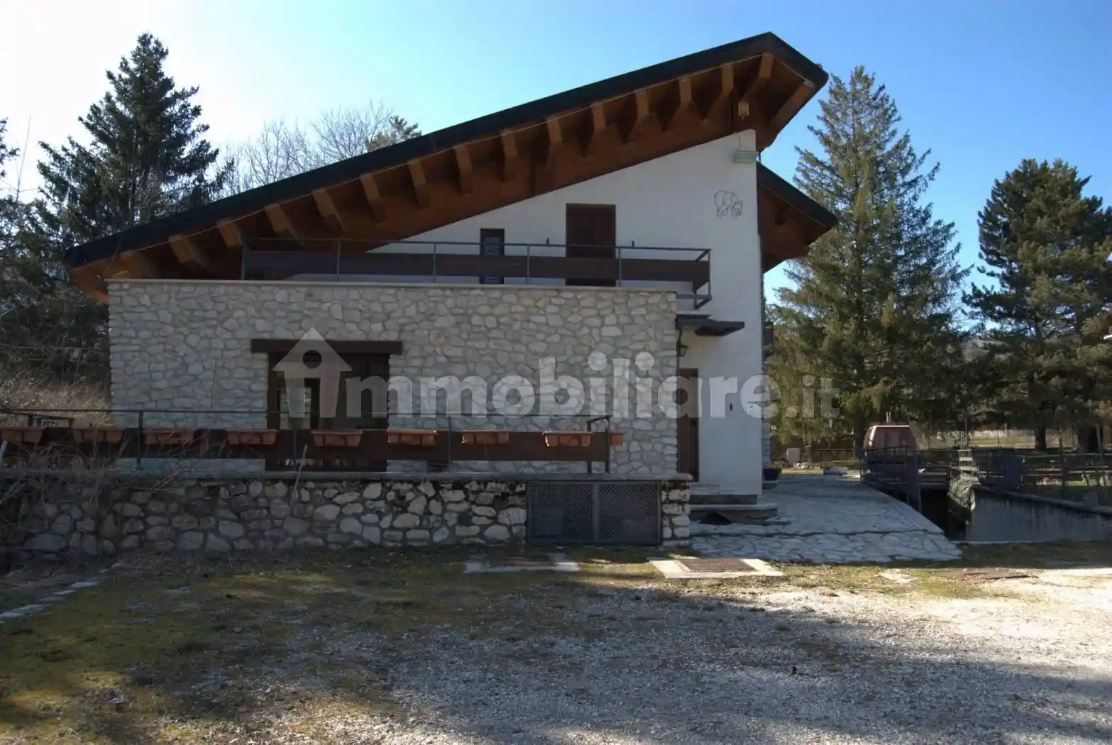 Villa unifamiliare via Difesa di Monte Tranquillo, Pescasseroli - foto 2