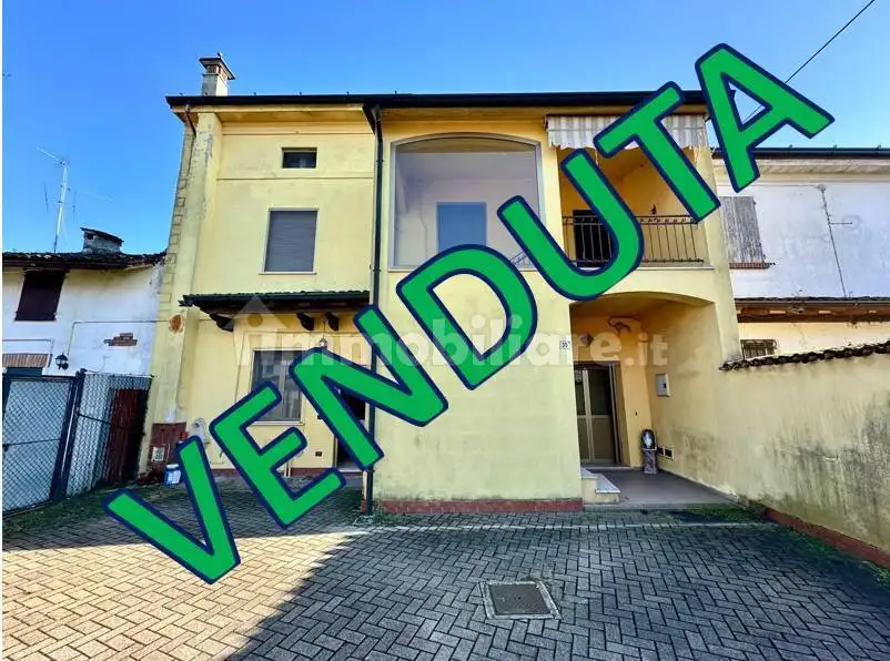 Casa indipendente in vendita a San Bassano