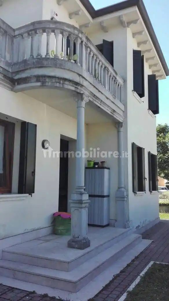 Villa in vendita a Treviso
