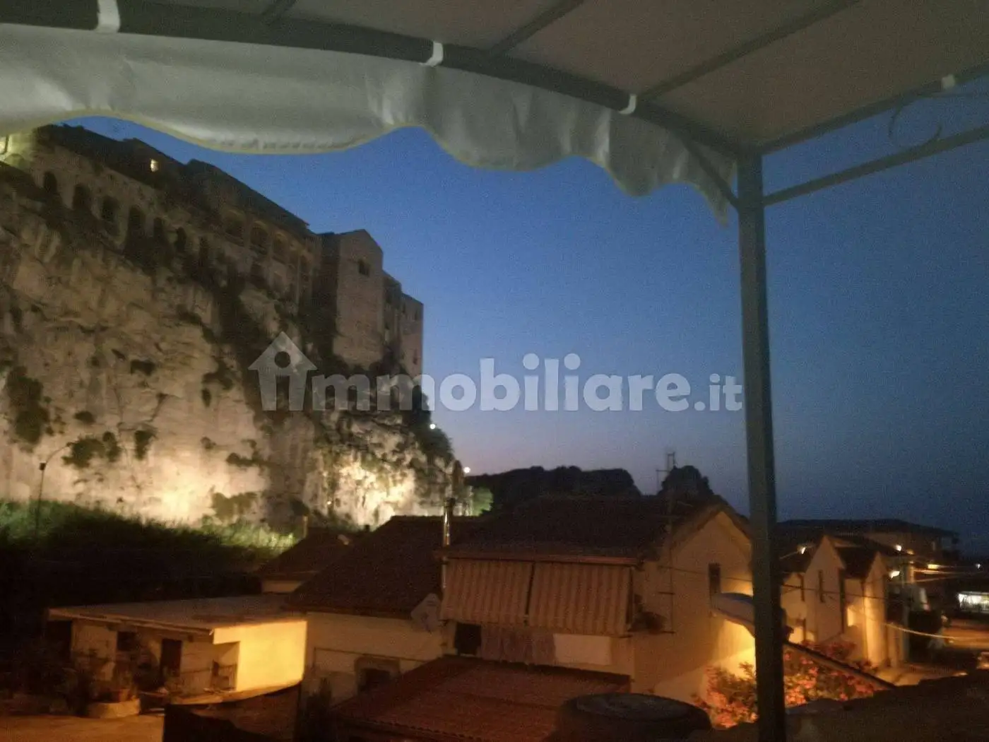 Casa indipendente in vendita a Tropea