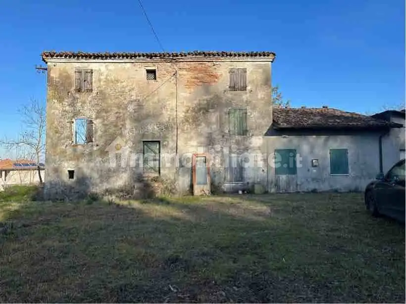 Rustico - Casale in vendita a Cesena