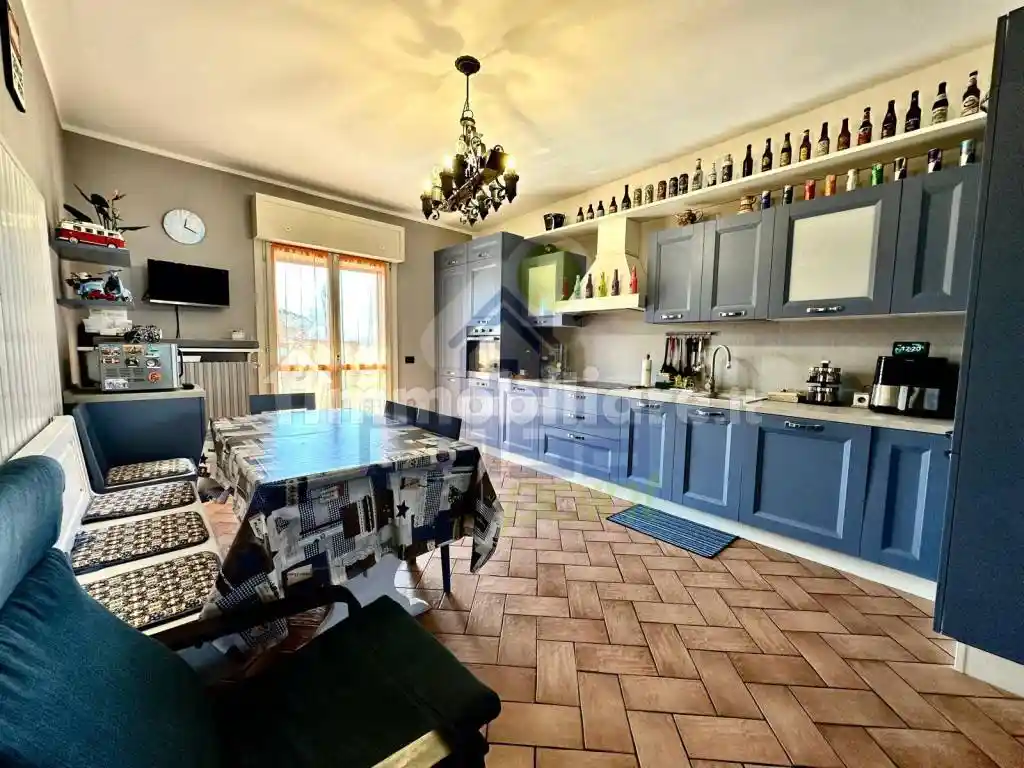 Trilocale via Crotta D'adda 18a, Centro, Acquanegra Cremonese - foto 2