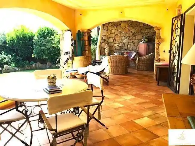 Villa in vendita a Arzachena