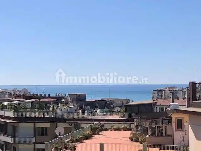 Appartamento in vendita a Salerno