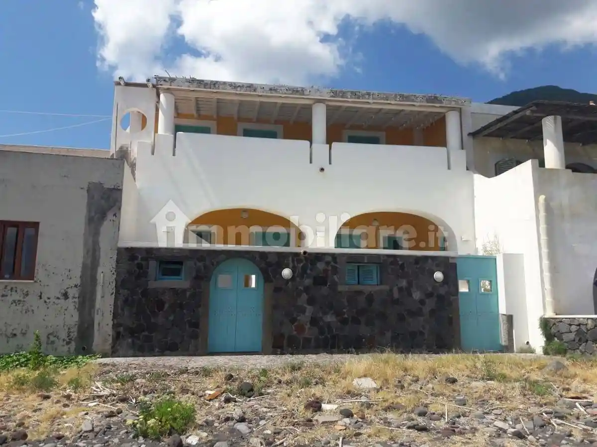 Casa indipendente in vendita a Santa Marina Salina