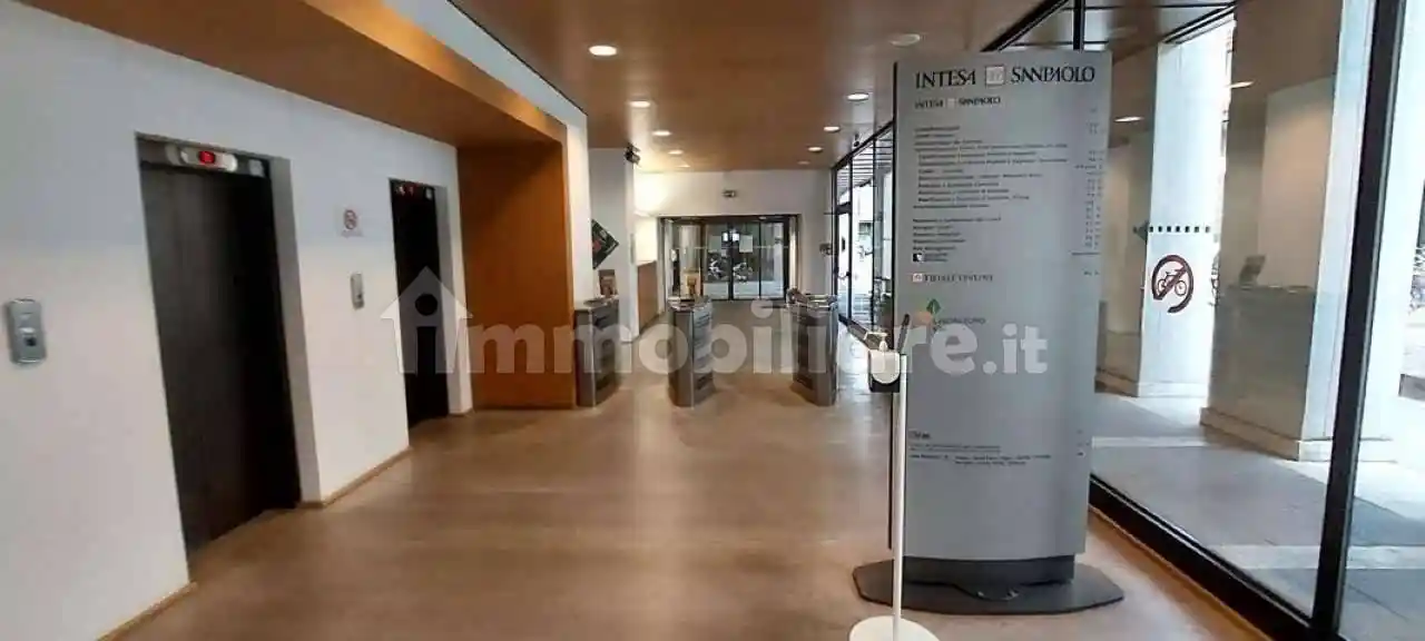 Palazzo - Edificio in Vendita - foto 5