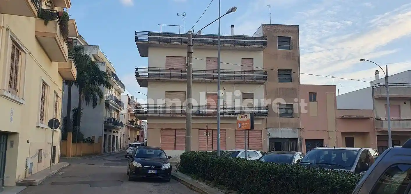 Appartamento in vendita a Parabita