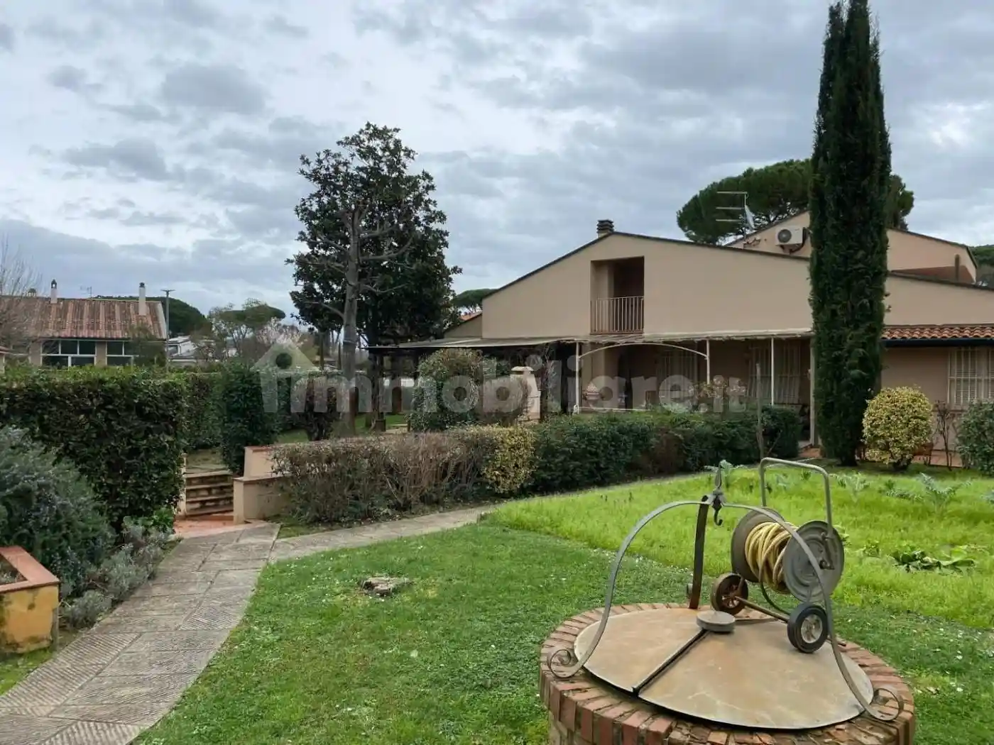Villa in vendita a Pontedera