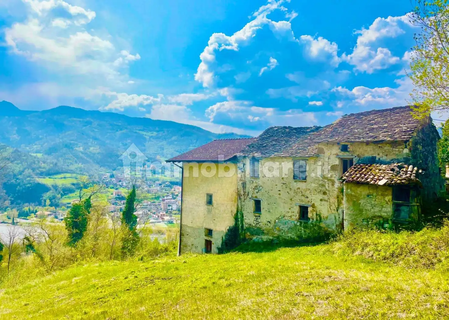 Rustico - Casale in vendita a Corte Brugnatella