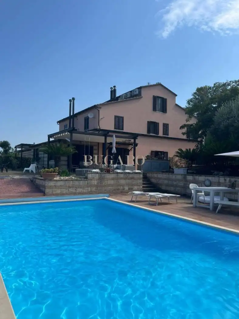 Villa in vendita a Ancona