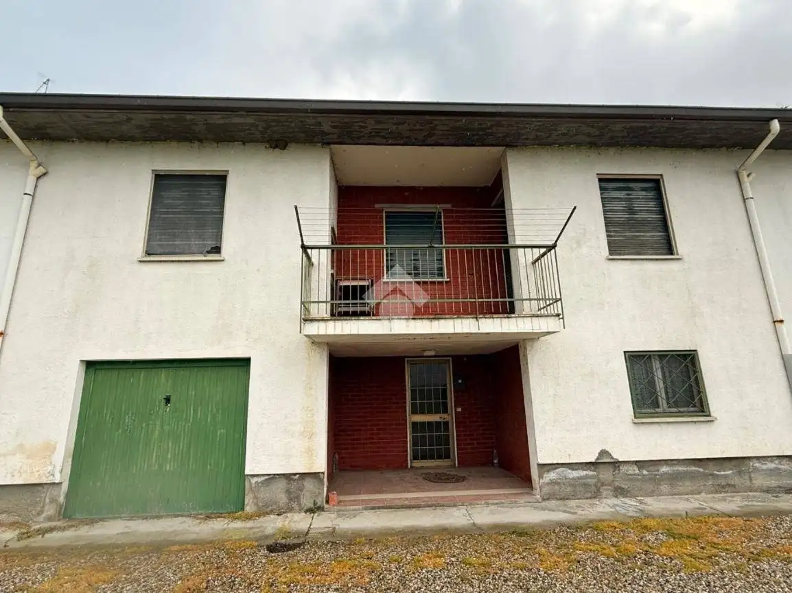 Appartamento in vendita a Torre Beretti e Castellaro