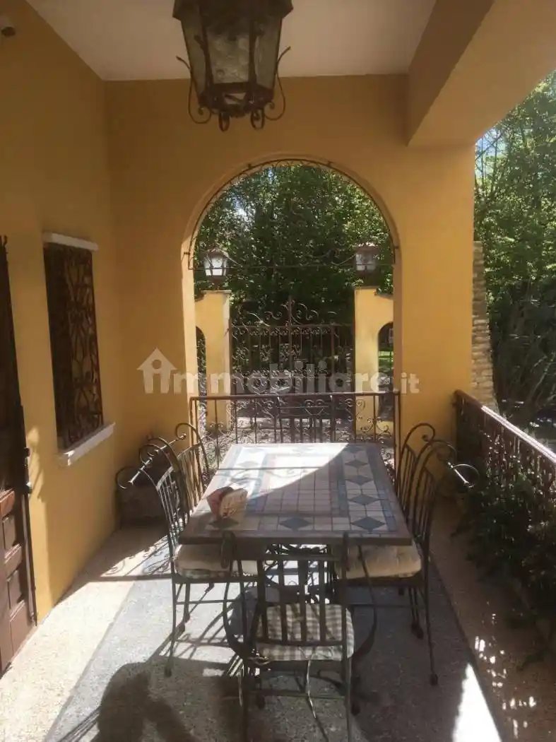 Villa in vendita a Sirmione