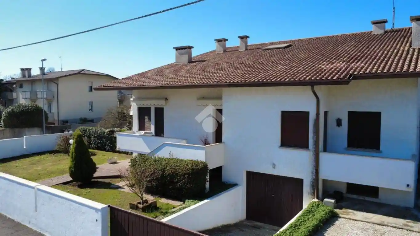 Villa in vendita a Bassano del Grappa