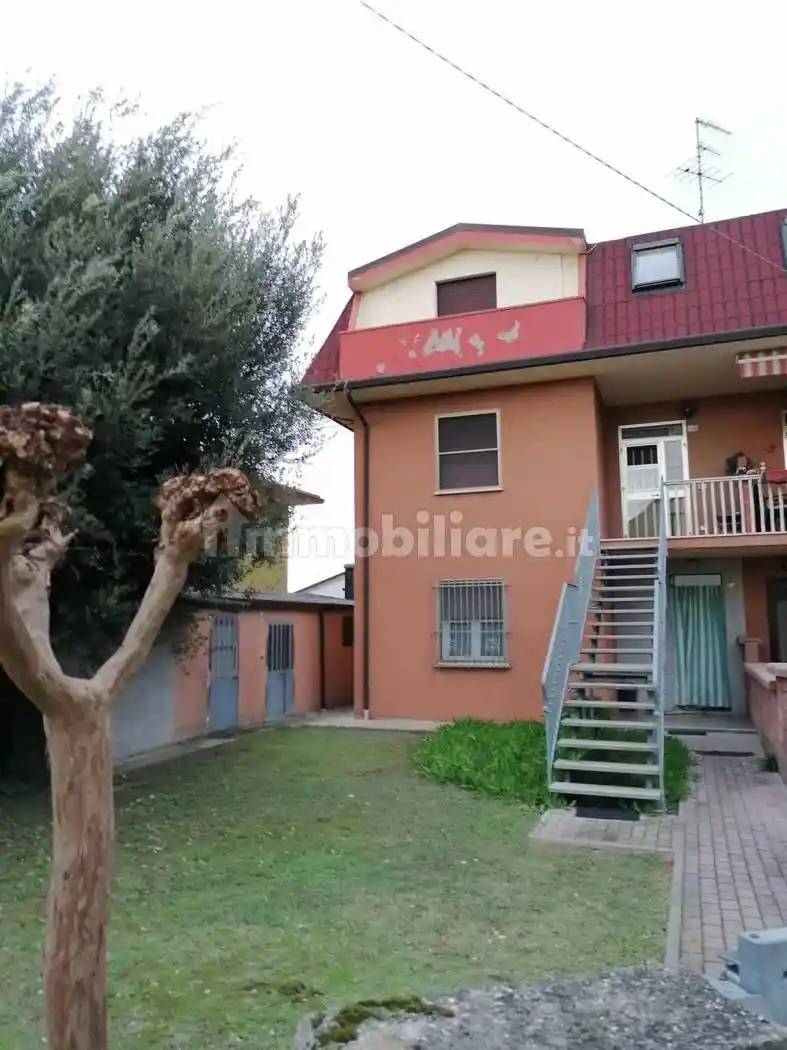 Villa in vendita a Lagosanto