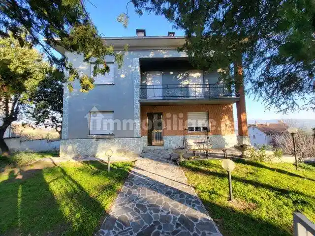 Casa indipendente in vendita a Arcevia